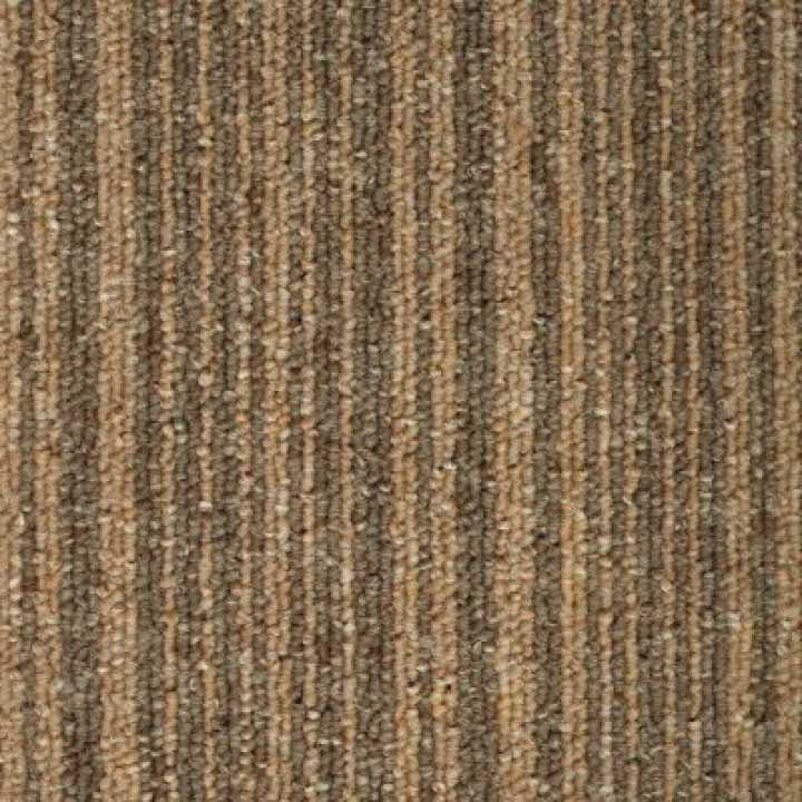 Ковровая Плитка Stripe (Страйп) 123 Карамельный-Серый Высота ворса:        2.6 мм
Общая толщина:   6.0 мм
Тип основы:           Битум